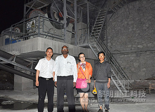 The project by China Railway No.12 Bureau involves the production of high-quality sand and gravel aggregates from tunnel excavation waste, with a production capacity of 200 tons per hour.